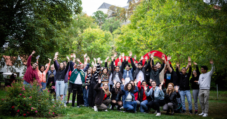 Ezt is meg&uuml;lt&uuml;k! Veszpr&eacute;m Generation z&aacute;r&oacute; piknik a Szerelem-szigeten - GAL&Eacute;RIA