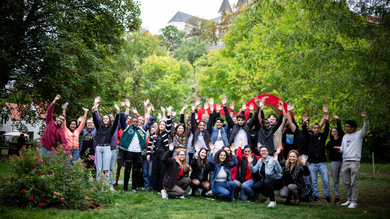 Ezt is meg&uuml;lt&uuml;k! Veszpr&eacute;m Generation z&aacute;r&oacute; piknik a Szerelem-szigeten - GAL&Eacute;RIA
