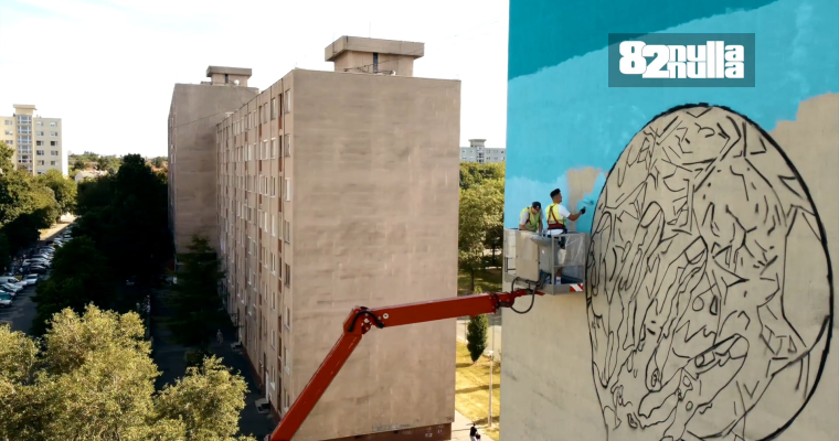 D&uuml;b&ouml;r&ouml;g a Westprememural, m&aacute;r f&eacute;lt&aacute;vn&aacute;l j&aacute;r a Halle utcai &eacute;p&uuml;let fest&eacute;se  - VIDE&Oacute;