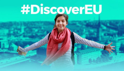 M&aacute;t&oacute;l p&aacute;ly&aacute;zhatnak a fiatalok az ingyenes eur&oacute;pai vonatb&eacute;rletek&eacute;rt