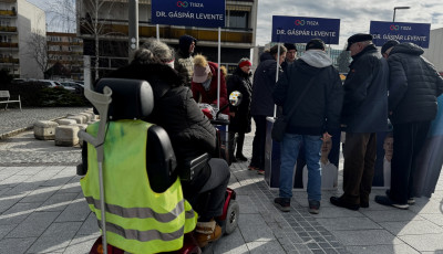 A rendszerv&aacute;lt&aacute;s &oacute;ta most lesz a legkevesebb p&aacute;rt a szavaz&oacute;lapokon