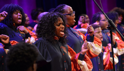 Vil&aacute;gh&iacute;rű Gospel k&oacute;rus &eacute;rkezik ma d&eacute;lut&aacute;n a Gy&aacute;rkertbe
