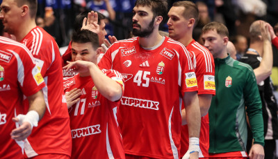 &Iacute;me a magyar v&aacute;logatott k&ouml;z&eacute;pd&ouml;ntős menetrendje