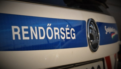 Minden előzm&eacute;ny n&eacute;lk&uuml;l r&aacute;t&aacute;madt egy j&aacute;r&oacute;kelőre egy 44 &eacute;ves f&eacute;rfi Veszpr&eacute;mben