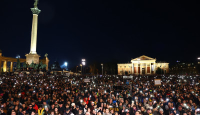 M&aacute;r 141 milli&oacute; forintn&aacute;l tart a bicskei &aacute;ldozatoknak ind&iacute;tott gyűjt&eacute;s
