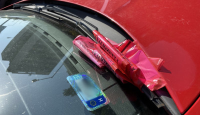 J&oacute; h&iacute;r, hogy m&aacute;r lehet parkolni a v&aacute;rosban &ndash; De az&eacute;rt szaporodnak azok a mikul&aacute;scsomagok is