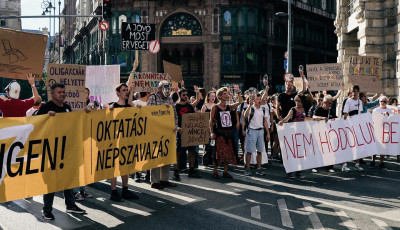 16 &eacute;ves kort&oacute;l lehet majd szavazni az alternat&iacute;v oktat&aacute;si n&eacute;pszavaz&aacute;son