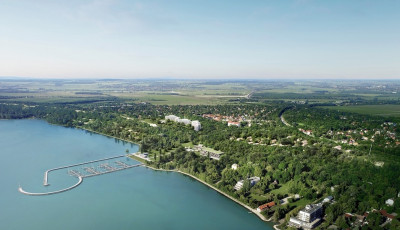 Eltűnhet Balatonaliga elől a v&iacute;zpart - Civil tiltakoz&aacute;s a rendelet ellen