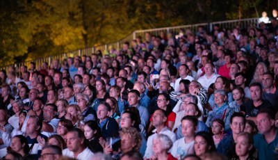 Moln&aacute;r Ferenc k&eacute;t klasszikusa is sz&iacute;npadra ker&uuml;l Szigligeten