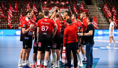 Elhalaszthatj&aacute;k a cs&uuml;t&ouml;rt&ouml;ki Barca &ndash; Veszpr&eacute;m meccset