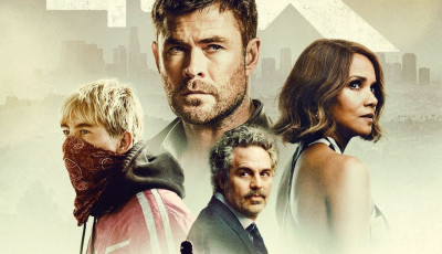 &Uacute;jra l&aacute;thatjuk a moziv&aacute;sznakon Chris Hemsworth-t