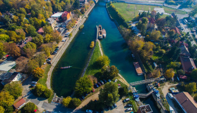A Balaton viz&eacute;vel friss&iacute;tik fel a Si&oacute;-csatorn&aacute;t