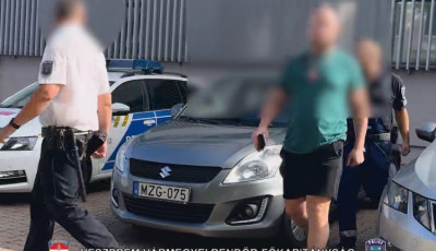 Egy &oacute;r&aacute;n bel&uuml;l k&eacute;tszer &uuml;lt ittasan a vol&aacute;n m&ouml;g&eacute;