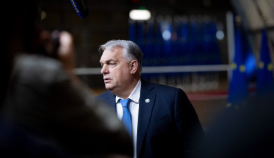 D&ouml;nt&ouml;tt a korm&aacute;ny, ez&uacute;ttal a v&aacute;ls&aacute;ghelyzetet hosszabb&iacute;tj&aacute;k meg