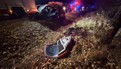 N&eacute;gyen s&eacute;r&uuml;ltek meg egy balesetben Csabrendek k&ouml;zel&eacute;ben