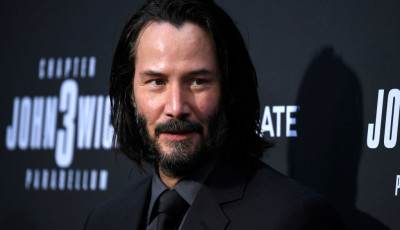 Keanu Reeves a M&aacute;trix&eacute;rt kapott bev&eacute;tel&eacute;nek nagy r&eacute;sz&eacute;t r&aacute;kkutat&aacute;sra ford&iacute;tja