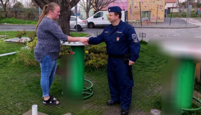 Ellopta az egyik kinti asztalt a Budapest &uacute;ti doh&aacute;nyboltb&oacute;l egy enyingi f&eacute;rfi