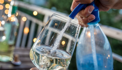 Az elm&uacute;lt hetekben t&ouml;bb mint 160 ellenőrz&eacute;st tartott a N&eacute;bih - C&eacute;lkeresztben a grillh&uacute;sok, a fr&ouml;ccsborok &eacute;s a lovast&aacute;borok