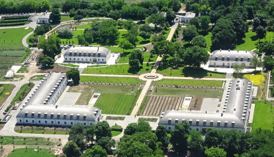 Balatoni vill&aacute;k, luxuskik&ouml;tők, sz&aacute;llodal&aacute;ncok - egyre t&ouml;bben k&ouml;vetelik a vagyonosod&aacute;si vizsg&aacute;latokat