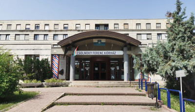 M&aacute;t&oacute;l k&ouml;telező a maszkvisel&eacute;s a veszpr&eacute;mi k&oacute;rh&aacute;zban