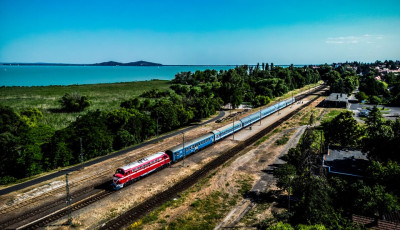 &Uacute;gy tűnik, a M&Aacute;V m&aacute;r csak a hib&aacute;kban tartja a pontoss&aacute;got