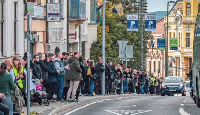 Szolidarit&aacute;si flashmob lesz Veszpr&eacute;mben az oktat&aacute;s&eacute;rt &eacute;s a sztr&aacute;jkol&oacute; pedag&oacute;gusok&eacute;rt