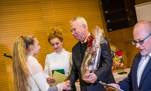 Keresik Veszpr&eacute;m megye &ouml;nk&eacute;ntes&eacute;t