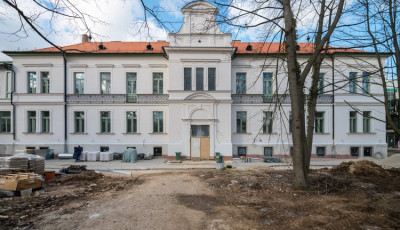 Hamarosan elk&eacute;sz&uuml;l a r&eacute;gi Heim P&aacute;l Gyermekk&oacute;rh&aacute;z
