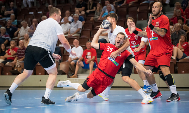 H&eacute;tv&eacute;g&eacute;n visszat&eacute;r a SEHA-liga Veszpr&eacute;mbe