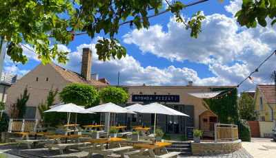 F&eacute;l&aacute;ron ehet&uuml;nk n&aacute;polyi pizz&aacute;t Veszpr&eacute;mben is - Ezek a helyek csatlakoztak a N&aacute;polyi Pizz&eacute;ri&aacute;k &Eacute;jszak&aacute;j&aacute;hoz