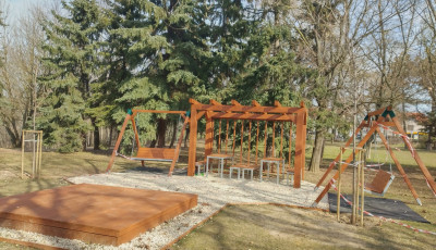 Szerd&aacute;n szabadon - Szabadt&eacute;ri t&aacute;rsasj&aacute;t&eacute;kot szerveznek az egyik tal&aacute;lkoz&aacute;si ponton