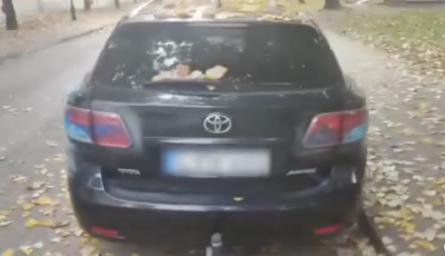 Nem hagyt&aacute;k aludni - Fest&eacute;ksz&oacute;r&oacute;val torolta meg a nyugd&iacute;jas