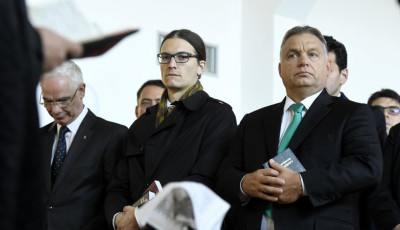 Orb&aacute;n G&aacute;sp&aacute;rnak nem kell visszafizetnie a sandhursti k&eacute;pz&eacute;s &aacute;r&aacute;t