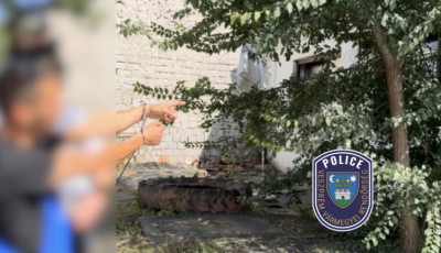 Telefont &eacute;s egy t&aacute;lca s&ouml;rt lopott a szomjas ajkai bet&ouml;rő