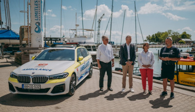 &Uacute;j mentőtiszti g&eacute;pkocsi seg&iacute;t a Balatonon