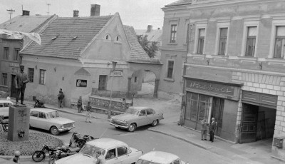 Veszpr&eacute;m anno - Mutatjuk, hogy n&eacute;zett ki az &Oacute;v&aacute;ros t&eacute;r, a V&aacute;r &eacute;s k&ouml;rny&eacute;ke t&ouml;bb mint 50 &eacute;vvel ezelőtt
