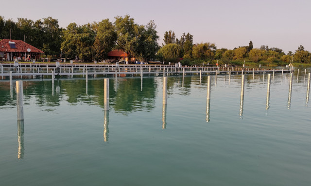 Egymilli&oacute;r&oacute;l levitt&eacute;k 500 ezerre a Balatonkenesei Horg&aacute;sz Egyes&uuml;let bel&eacute;p&eacute;si &aacute;r&aacute;t