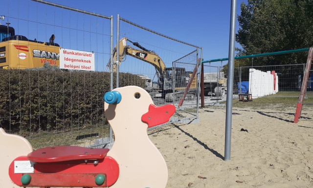 Győztek a civilek - Nem lesz NER-kik&ouml;tő Balatonf&ouml;ldv&aacute;ron