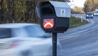 &Uacute;j traffipax tűnik fel az utakon - Olcs&oacute;bb, okosabb &eacute;s &aacute;lland&oacute;an b&uuml;ntet