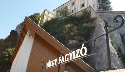 Kezdődik a szezon - Megnyitott a V&ouml;lgyfagyiz&oacute; Veszpr&eacute;mben