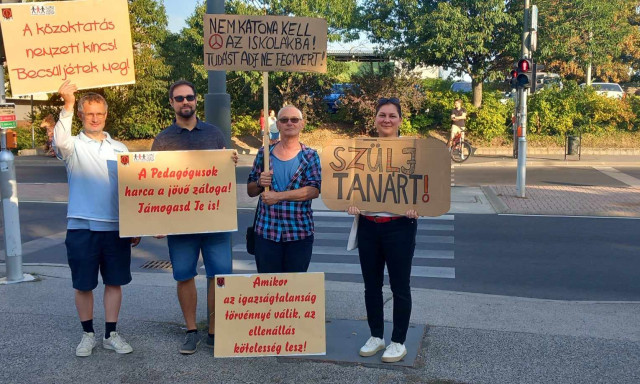 Az oktat&aacute;s sz&eacute;tver&eacute;s&eacute;re nincs bocs&aacute;nat! &ndash; &uacute;jra zebraszerda Veszpr&eacute;mben