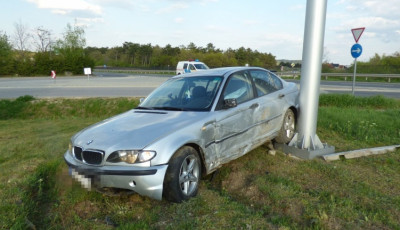R&eacute;szegen z&uacute;zta &ouml;ssze a BMW-t a balatonf&uuml;redi f&eacute;rfi