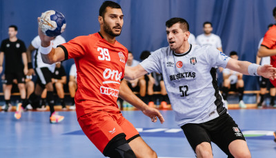 Az Al Ahly ellen folytatja a felk&eacute;sz&uuml;l&eacute;st a Veszpr&eacute;m