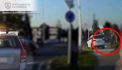 J&aacute;rd&aacute;ra hajtva ker&uuml;lte ki a k&ouml;rforgalmat &eacute;s &uuml;t&ouml;tt el egy fiatalt az ittas sofőr Veszpr&eacute;mben - VIDE&Oacute;