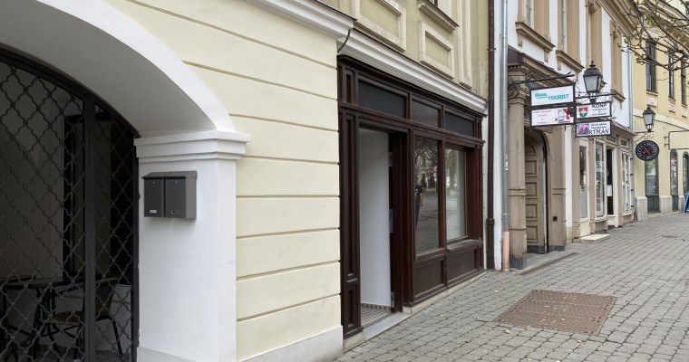 Megint csak valami &uacute;j &ndash; Fagyiudvar ny&iacute;lik Veszpr&eacute;mben