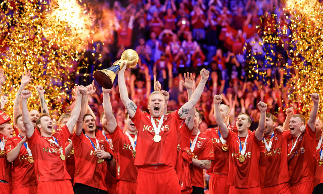 B&uacute;cs&uacute;zhat a k&eacute;zilabda a ny&aacute;ri olimpi&aacute;kr&oacute;l?
