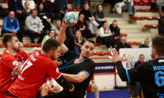 V&aacute;rosi h&aacute;zirangad&oacute;t tartanak h&eacute;tv&eacute;g&eacute;n a Veszpr&eacute;m Ar&eacute;n&aacute;ban