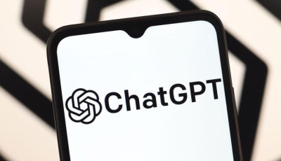 Korm&aacute;nyzati adatv&eacute;delem ChatGPT-m&oacute;dra: &eacute;rz&eacute;keny adatokat t&ouml;lt&ouml;tt fel a az amerikai kiberv&eacute;delmi &uuml;gyn&ouml;ks&eacute;g feje