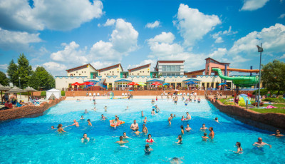 Strandok &Eacute;jszak&aacute;ja Veszpr&eacute;m V&aacute;rmegy&eacute;ben - Mutatjuk, hol f&uuml;rdőzz &eacute;jszaka j&uacute;lius 26-&aacute;n