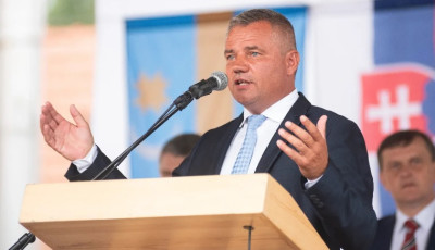 Feloszlott az ajaki Fidesz - Egyhang&uacute; d&ouml;nt&eacute;ssel sz&uuml;ntett&eacute;k meg az alapszervezetet